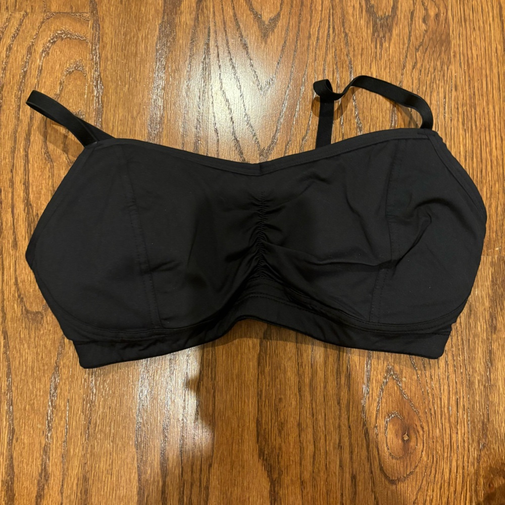 Motherhood nursing sports bra size small